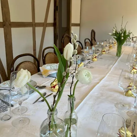 Hiestand's Gaestehaus - Weingut & Hofbrennerei بيت ضيافة 3*