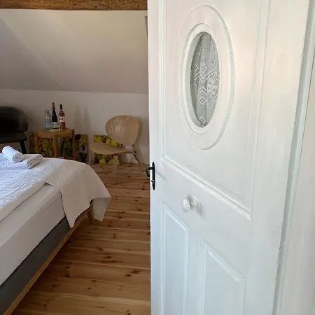 Hiestands Gaestehaus - Weingut & Hofbrennerei Niederdorla