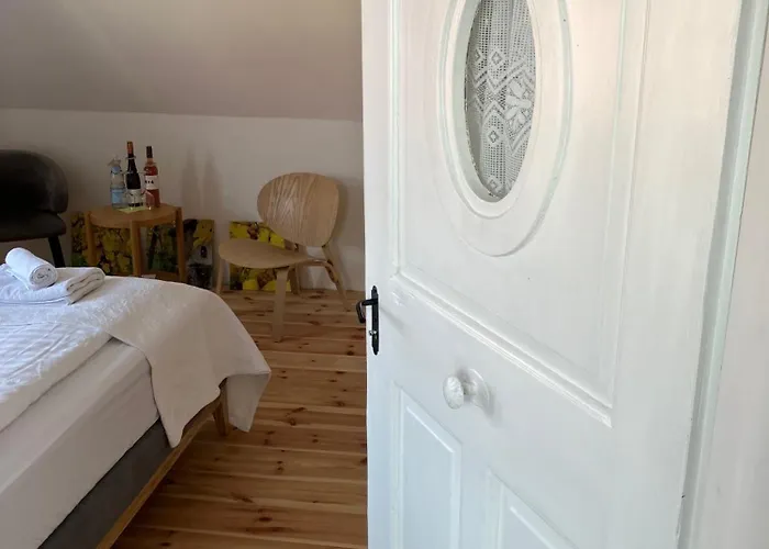 Hiestand's Gaestehaus - Weingut & Hofbrennerei Guntersblum